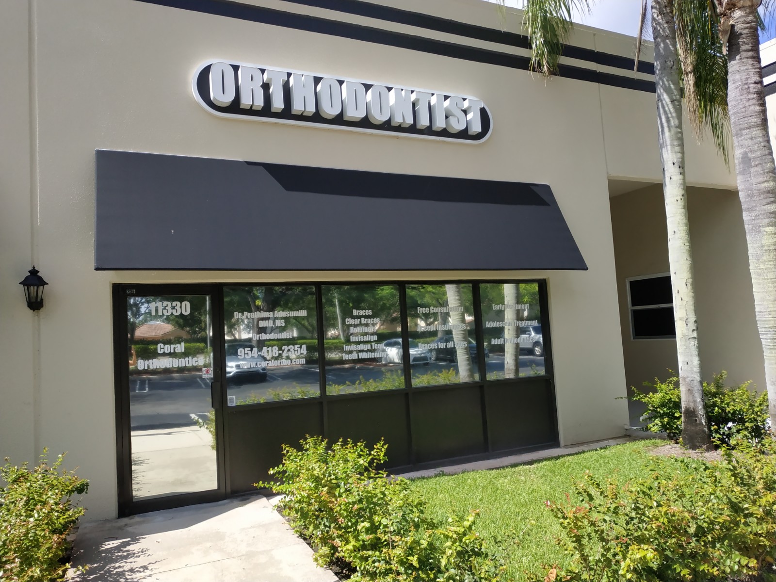 Exterior of Coral Orthodontics